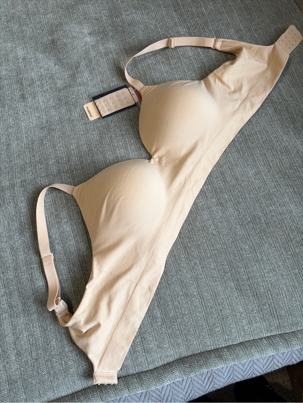 Truekind Supportive Comfort Wireless Shaping Bra Chai L NWT